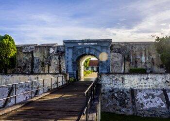 Waktu Kunjungan Benteng Marlborough