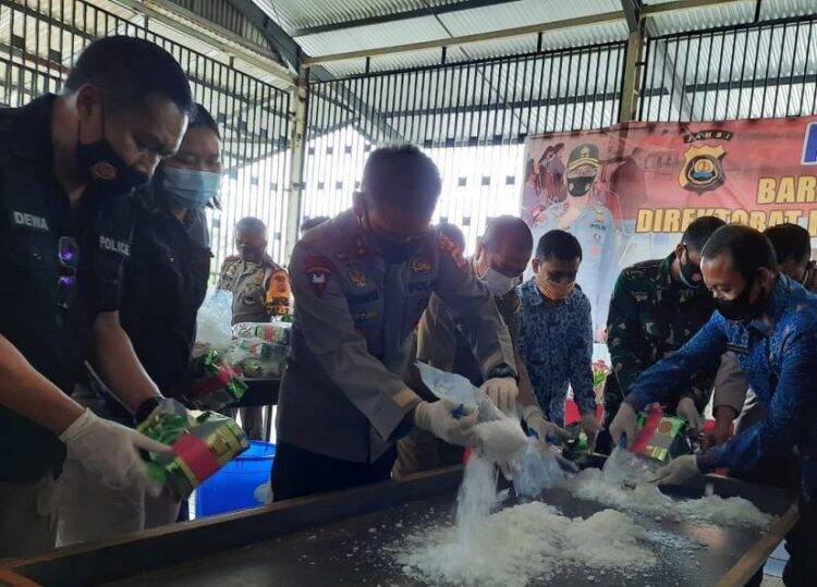 Pemusnahan barang bukti Narkotika oleh Polda Jambi. Foto: Istimewa