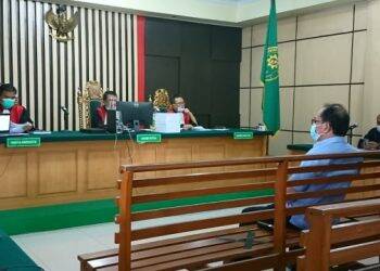 Pengusaha Jeo Fandy Yoesman saat memberikan kesaksian di Pengadilan Tipikor Jambi. Foto: Istimewa