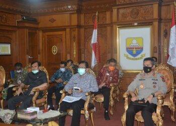 Secara Virtual Restuardy Daud Ikuti Rapat Bersama Pemerintah Pusat
