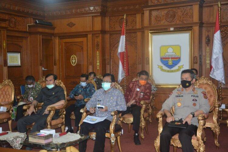 Secara Virtual Restuardy Daud Ikuti Rapat Bersama Pemerintah Pusat