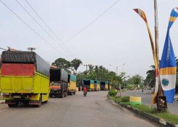 Mobil truk pengangkut logistik. Foto: Istimewa