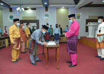 Sudirman Lantik 54 Pejabat Fungsional Jambi