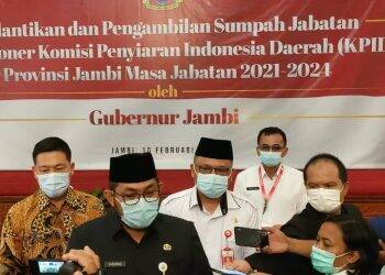 Lantik 7 Anggota KPID, Sudirman: Mudah-mudahan Masyarakat Jambi Lebih Mengetahui