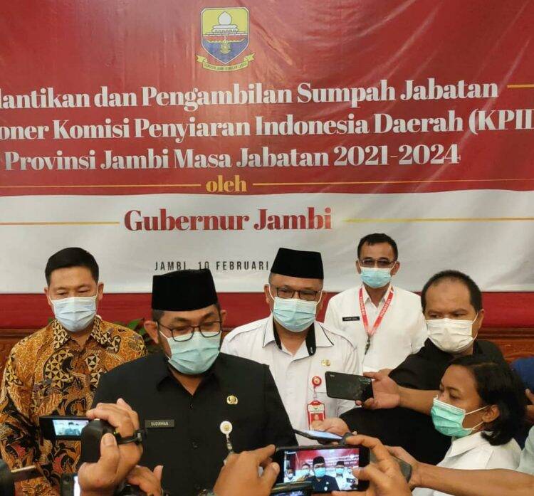 Lantik 7 Anggota KPID, Sudirman: Mudah-mudahan Masyarakat Jambi Lebih Mengetahui