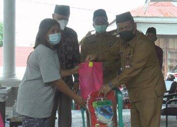 Pemprov dan Puskud Provinsi Jambi Bagikan Sembako Gratis