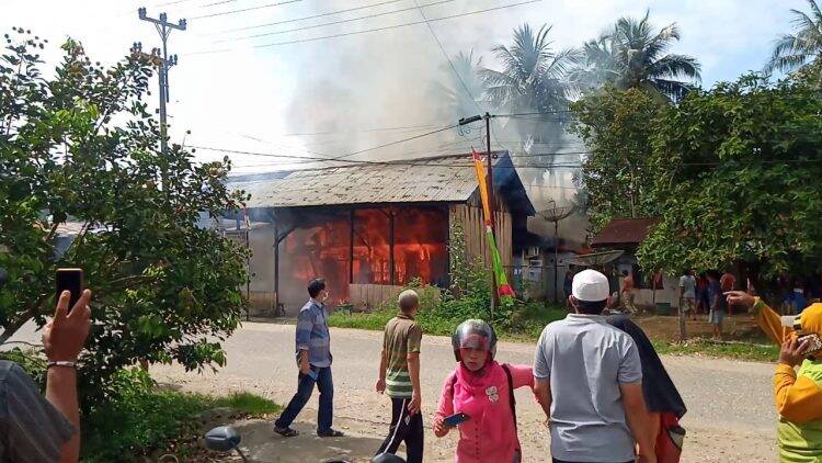 Sanggar Tari di Merangin Hangus Terbakar