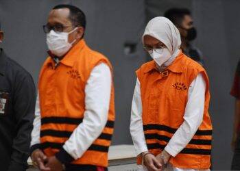 Pengangkatan Pejabat Harus Seizin Suami Bupati