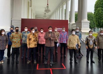 Para Pengusaha Kondang Ngadap Jokowi Minta Bantuan