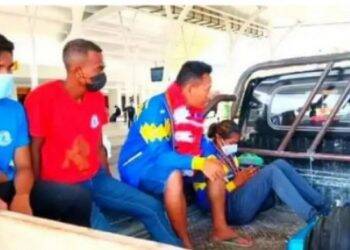 Memalukan, Atlet Peraih Emas PON Papua Dijemput Pakai Mobil Pick Up