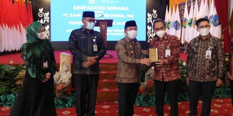 Gubernur Jambi Tandatangani Nota Kesepahaman dengan Pimpinan BSI