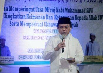 Gubernur Haris: Semangat Bangun Pesantren Ini Luar Biasa