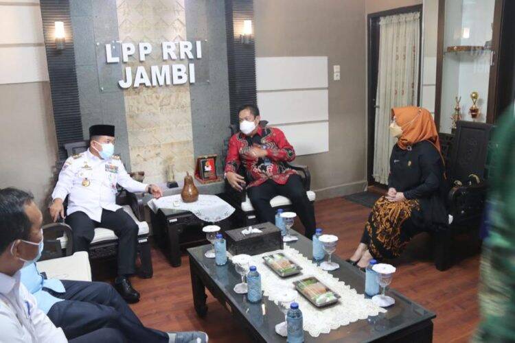 Haris Hadiri Pisah Sambut, Kata Kepala RRI: Bapak Orang yang Merakyat