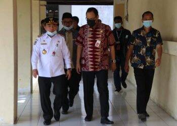 Gubernur Jambi Sidak ke SMA Titian Teras