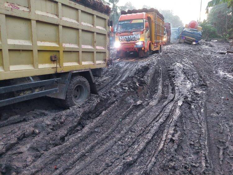 Semprotan Rusdi ke Al Haris Belum Usai, Kini Giliran Bupati Romi