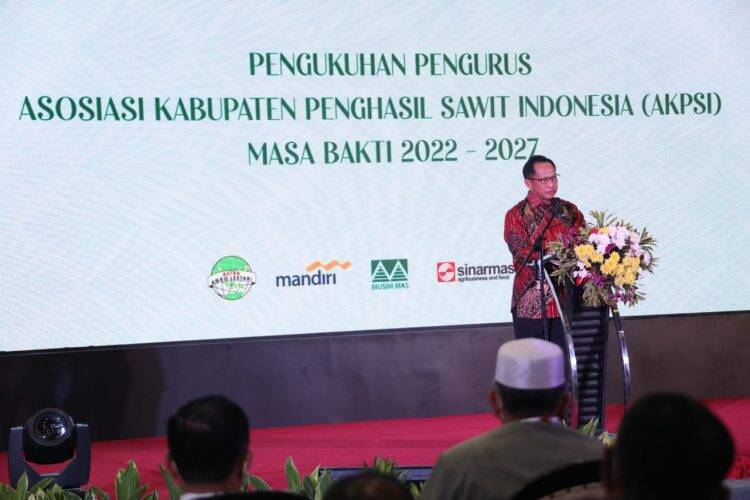 Mendagri Tekankan Perlunya Konsep Dukungan Industri Sawit