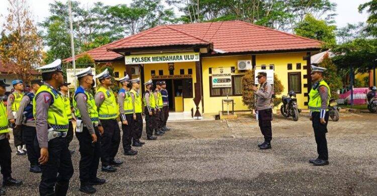 Petani dan Warga Mendahara Ulu Bangga Punya Kapolsek seperti AKP Elfian Yusran Ritonga