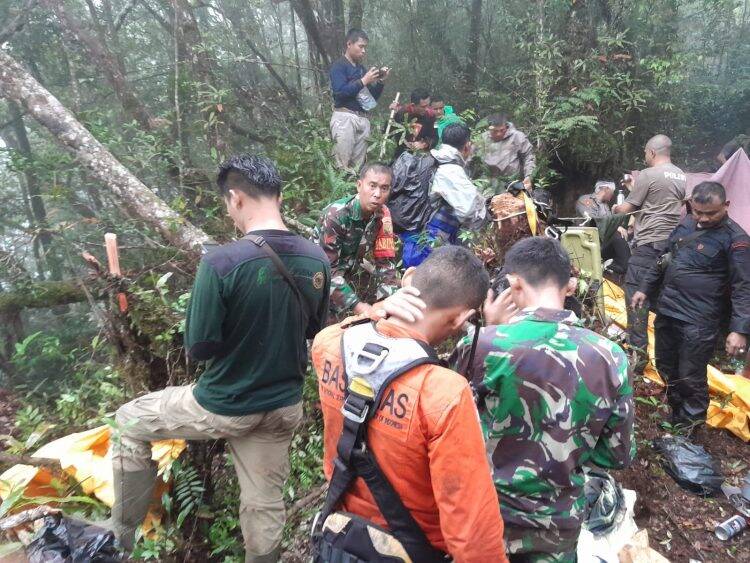Kapolda Jambi Berhasil Dievakusi dari Dalam Hutan Belantara oleh Prajurit TNI AU
