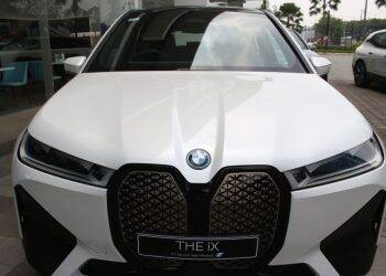 Wow Keren! BMW Sedang Garap XM Hybrid Versi Enam Silinder