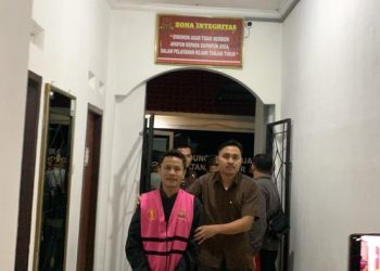 Segini Penjara dan Denda Nurkholis Mantan Ketua KPU serta Pengacaranya