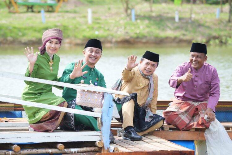 Puncak Candi Muaro Jambi Sukses Digelar di Desa Pematang Jering