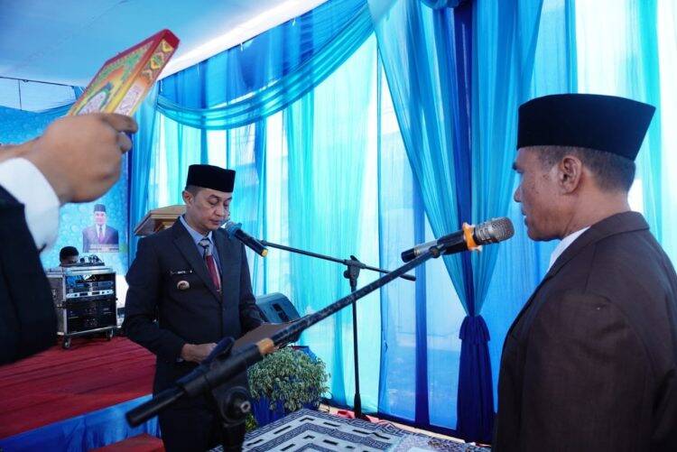 Bachyuni Lantik Direktur Tirta Muaro Jambi