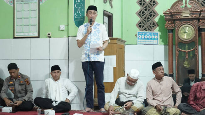 Bachyuni Deliansyah Safari Ramadan di Masjid As Sajidin Desa Danau Lamo