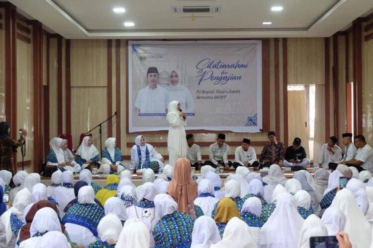 Faradillah Zahara Bachyuni: Menuntut Ilmu Agama Hal Sangat Baik