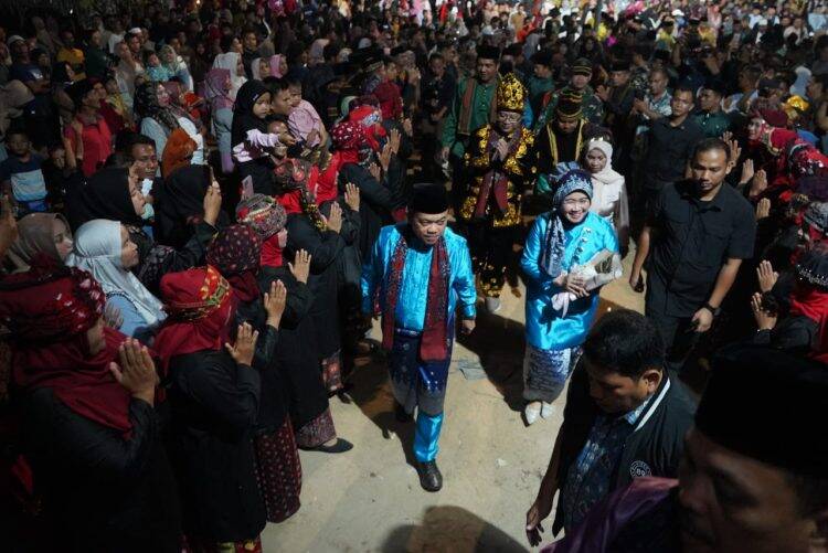 Warga Tumpah Ruah Padati Festival Pangkalan Jambu, Kemendikbud Terimakasih pada Gubernur Jambi Al Haris