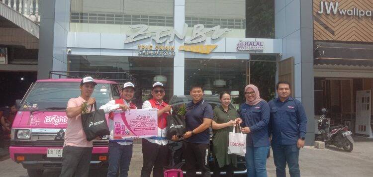 Hari Pelanggan Nasional, PT Us Us Utama Bersama Pertamina Beri Kejutan untuk Pelanggan Setia