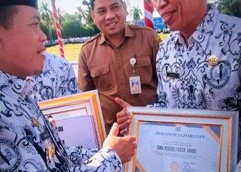SMAN 1 Kota Jambi Pengumpul Donasi Terbesar untuk Palestina