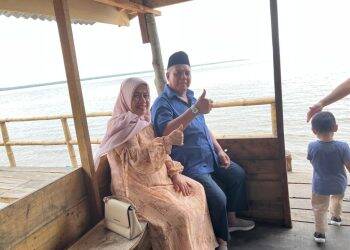 Mantan Bupati Nikmati Wisata Baru di Kuala Tungkal, Cocok Buat Liburan Tahun Baru bersama Keluarga