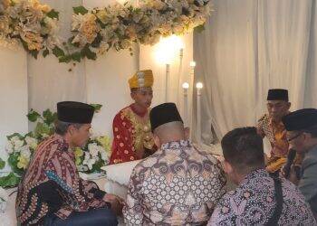 Rusdi Anggota DPRD Provinsi Jambi Nikahkan Anak Bagindo Pariaman