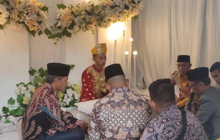 Rusdi Anggota DPRD Provinsi Jambi Nikahkan Anak Bagindo Pariaman