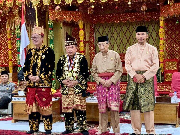 Ahmadi Noor Supit Dianugerah Datuk Adat Melayu Jambi, Edi Purwanto: Terus Kita Lestarikan