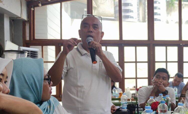 Budi dan Fadhil Bertemu