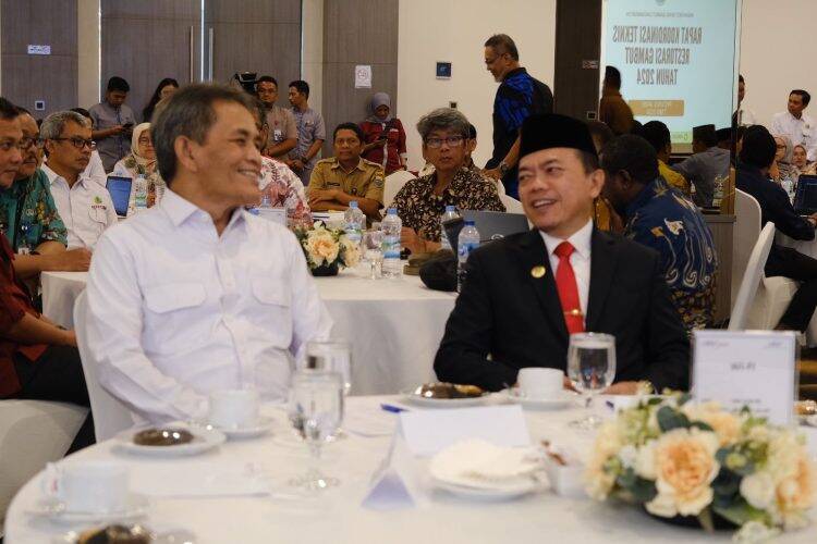 Jangan Pernah Kalian Ragukan Al Haris! Gubernur yang Mampu Jadikan Jambi Pusat Referensi Pelaksanaan Restorasi Gambut Nasional