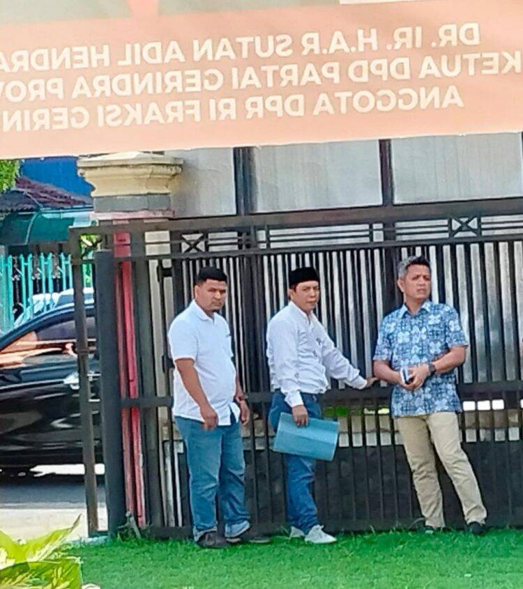 Pejabat Pemprov Jambi Terciduk Ikut Petahana Daftar Bakal Calon Gubernur