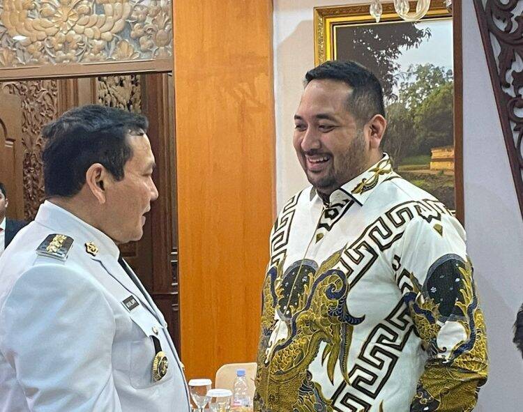 Waka DPRD Ucap Selamat Kepada Najmi dan Bachril