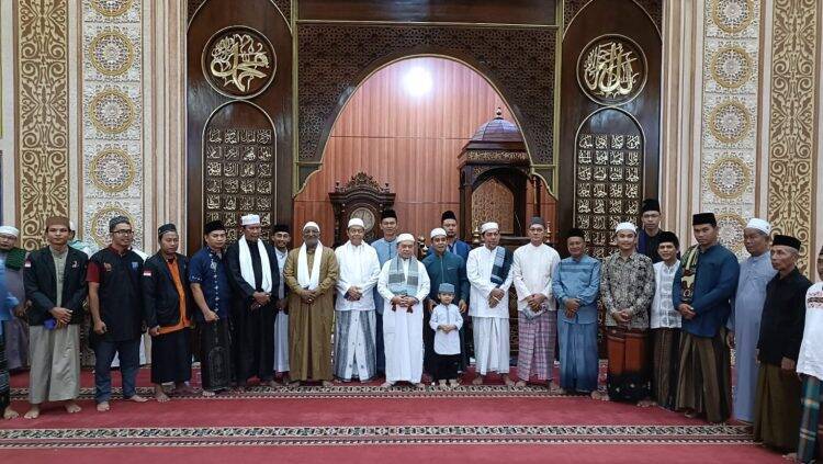 Al Haris Safari Subuh di Masjid Miftakhurrahmah Jelutung