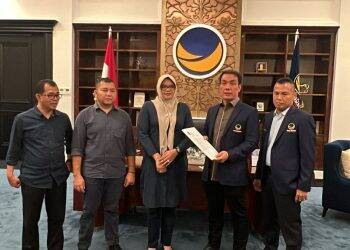 Terimakasih Pak Surya Paloh, Sudah Bikin HP Direktur Media Center Dilla Hich Terus Berdering