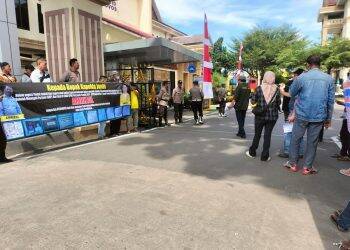 Kasus Dugaan Pemalsuan Ijazah Amrizal Partai Golkar, Massa Desak Kapolda Jambi Periksa Penyelenggara Pemilu, Cek Endra Diminta Cabut KTA