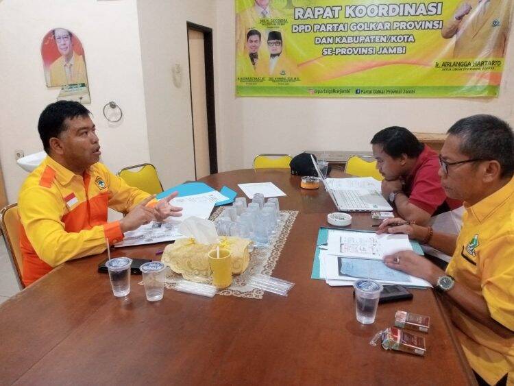 Amrizal Bela Diri Tak Pernah Nyaleg Gunakan Ijazah Palsu, Golkar Bakal Tindak Tegas Kalau Anda Bohong!