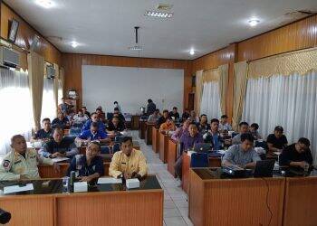 KONI Rapat dengan Pelatih Cabor PON