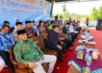 Al Mashuri dan Supeno Hadiri Pengukuhan Kades dan BPD se-Kabupaten Tebo