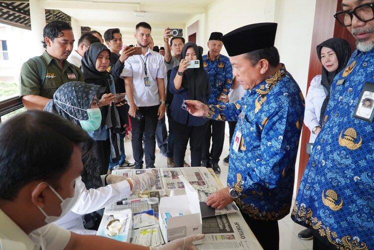 Al Haris Imbau Seluruh Bupati dan Walikota Jalani Tes Urine, Jangan Sampai Ada yang Gunakan Narkoba
