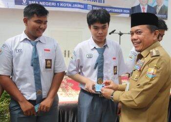 Tempat Cawagub Letjen TNI Sudirman SMA, Al Haris Bagi Ribuan Dumisake 