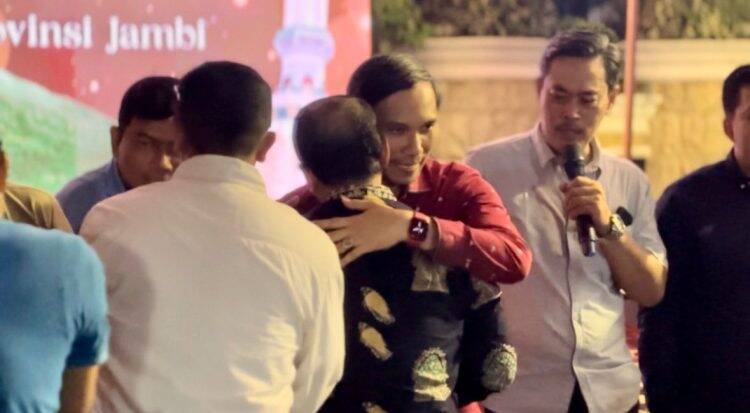 DPRD Jambi Gelar Malam Keakraban, Edi Purwanto Minta Maaf
