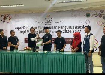 Terimakasih Banyak Akmal Yusmar, Gubernur Bilang Kopi Anda Mampu Tekan Peredaran Miras di Sumatera Barat