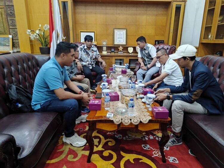 Ketua DPRD Jambi Sambut Kunjungan Pimpinan Media Massa